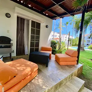 https://madonna-pool-beach-los-corales.greaterantilleshotels.net